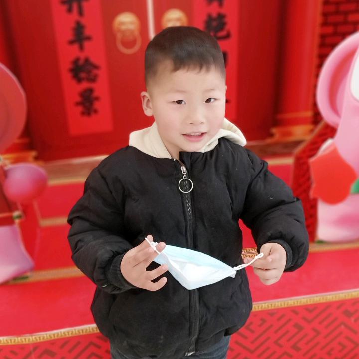 坚持奋斗ゝ