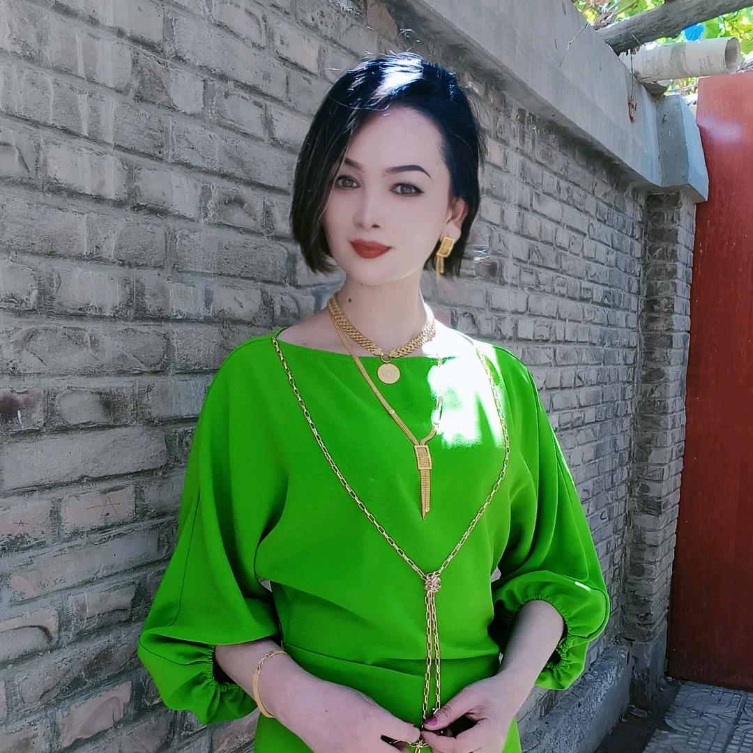阿提古丽