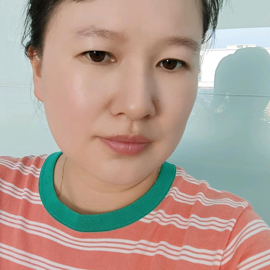 易红艳