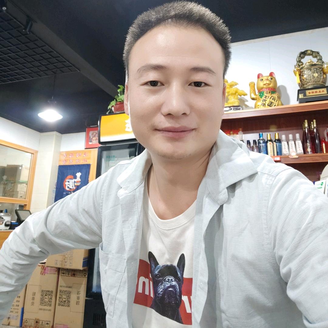 何迎