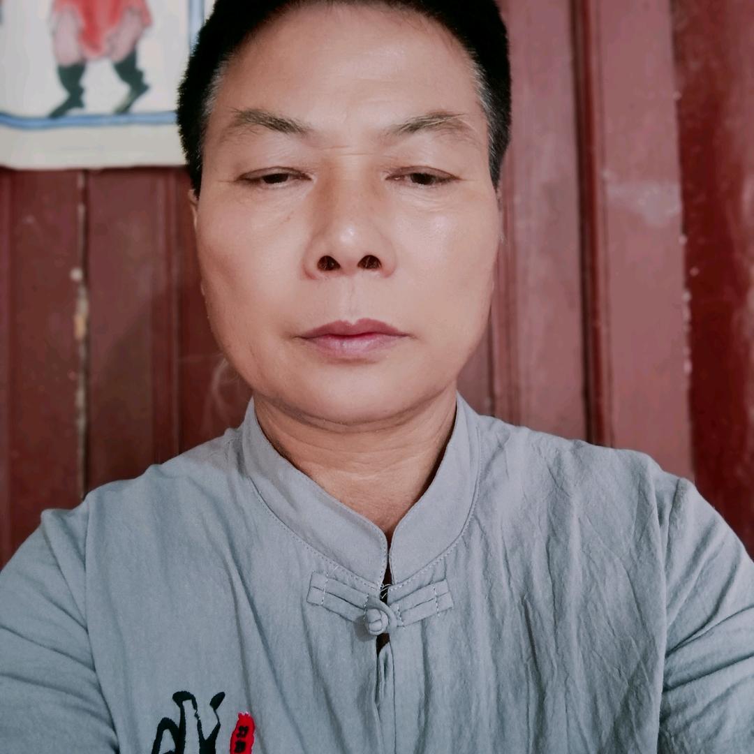 吕承旭