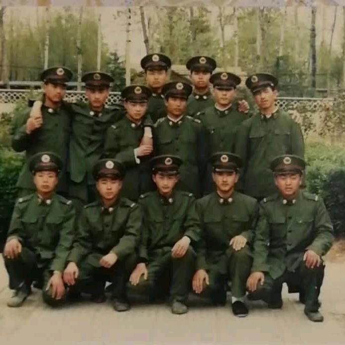 锅李有周