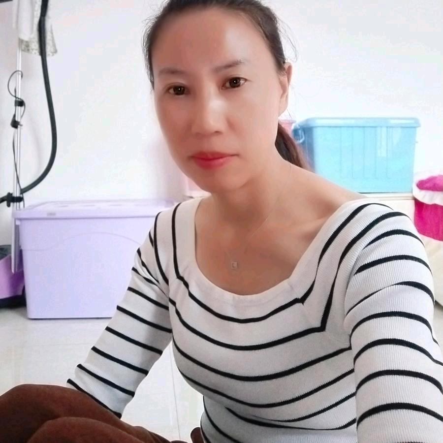 双姐潮舞鼓乐队