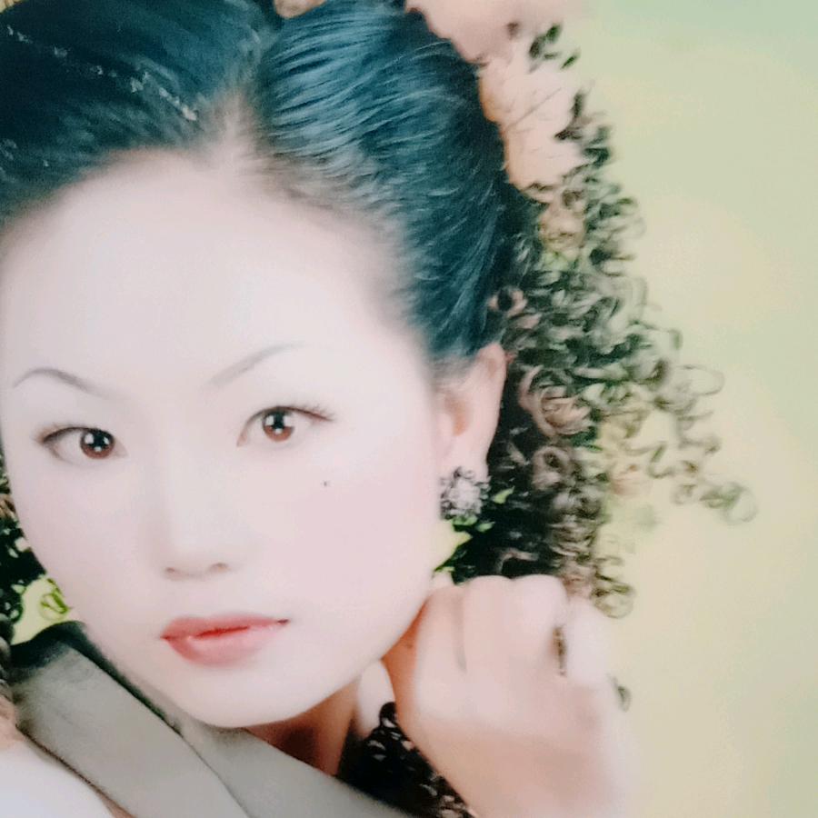 赵   桂   红  （手机摄影）