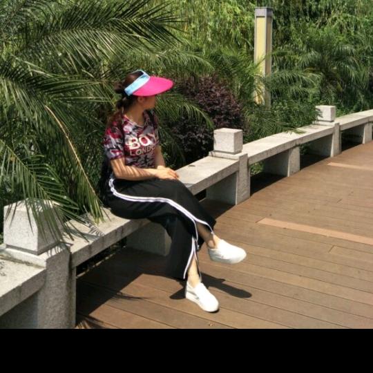 岚裳