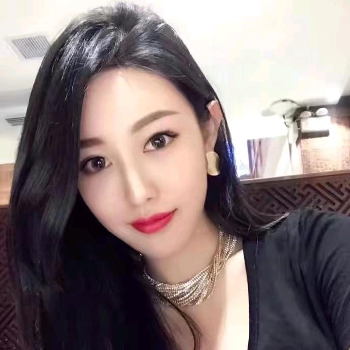 妍妍.