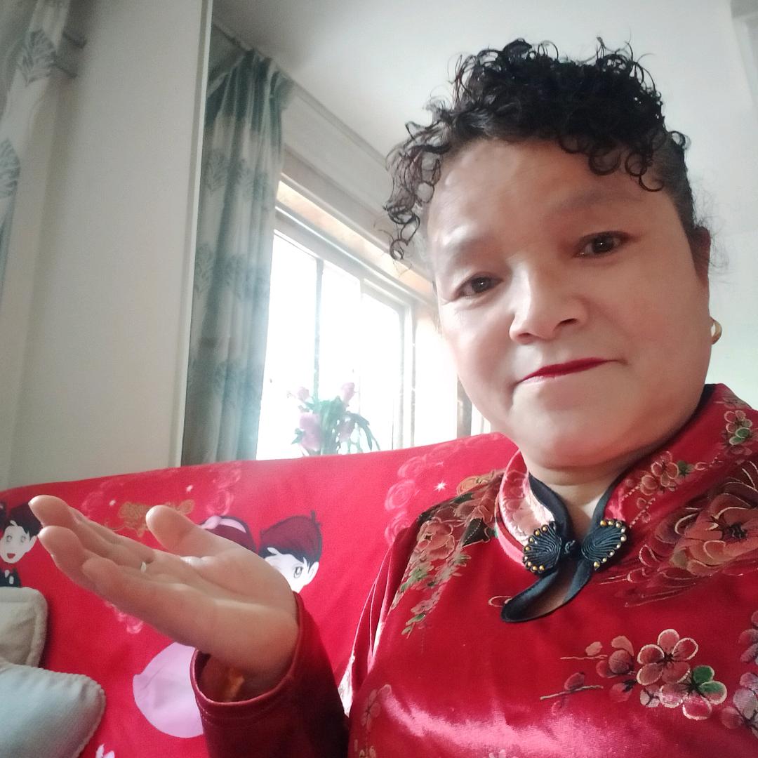 网红刘姐锅盔