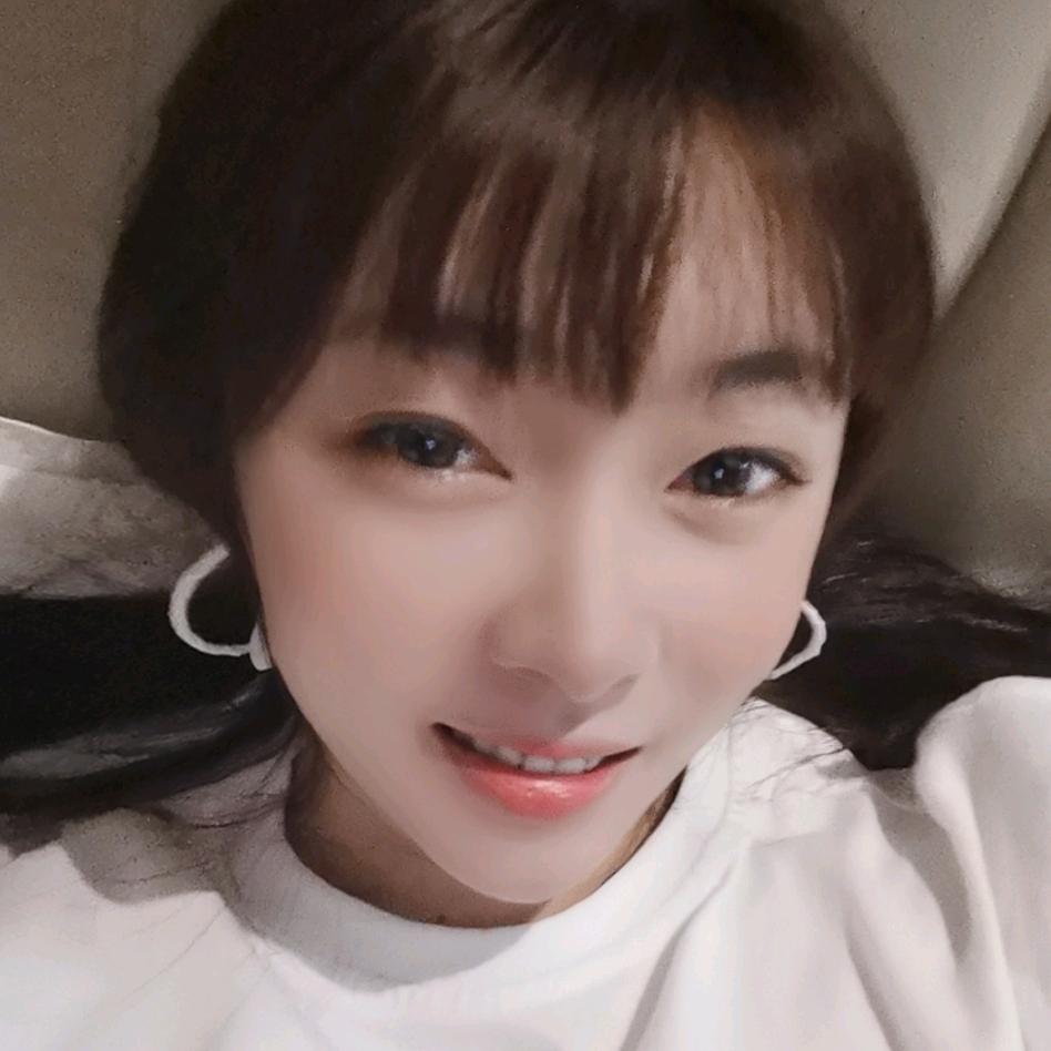 左瞳