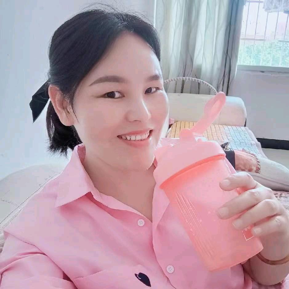 淡然微笑😊