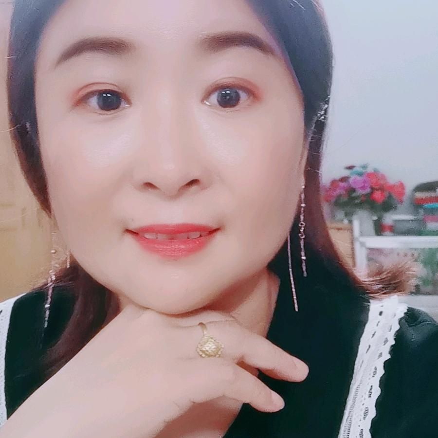 傲中雪的一支梅