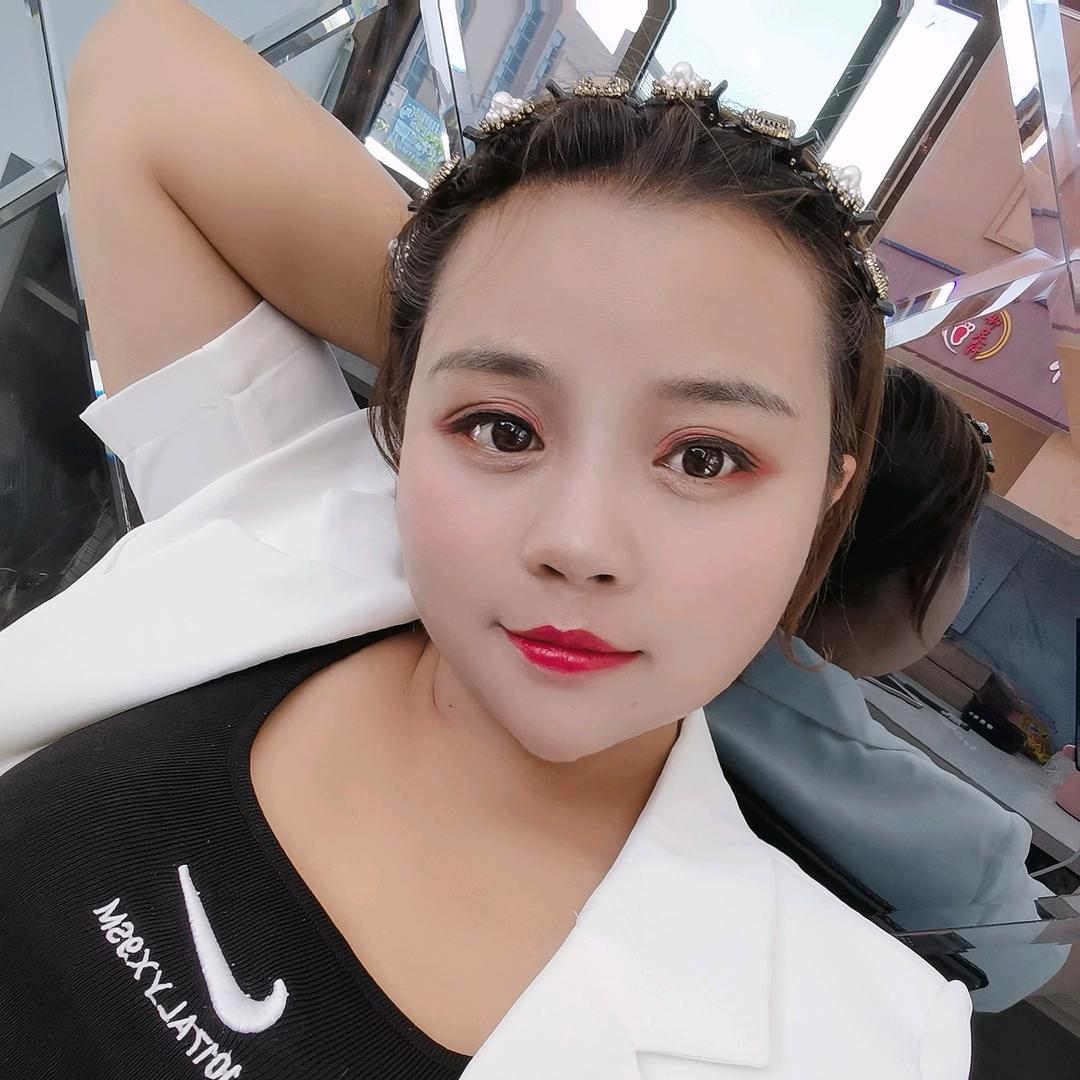 🧚‍♂️那个女孩在努力（涨粉中）