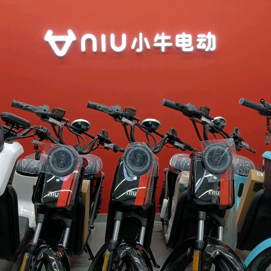 小牛电动深圳农林路店