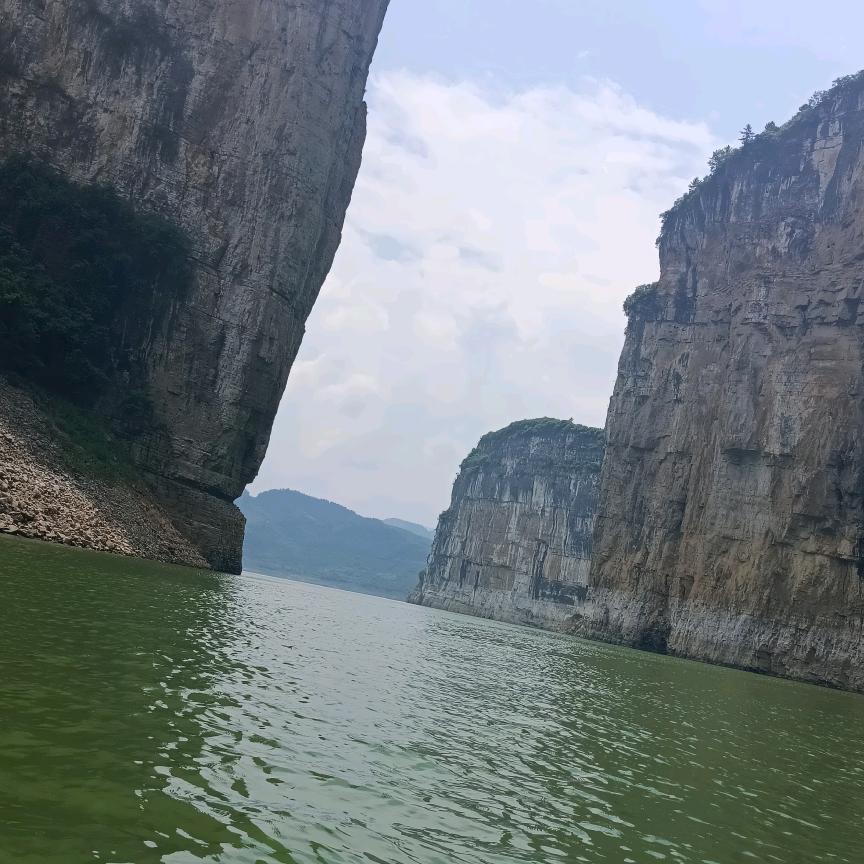 余生只想做个俗人