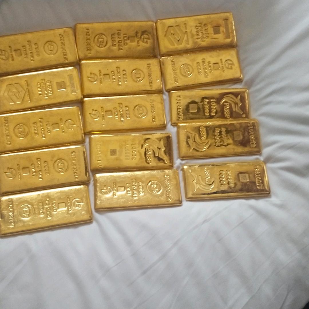 李公子  呀