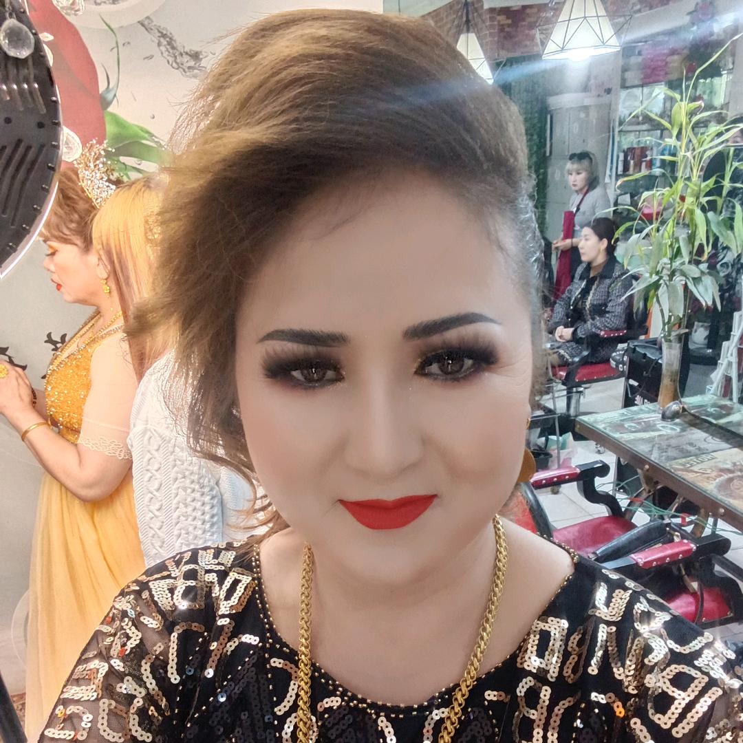 古丽.