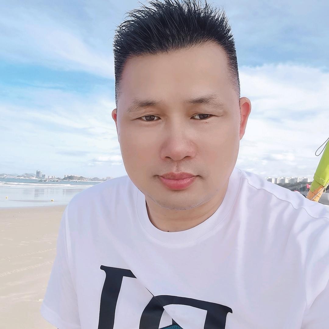 林小龙