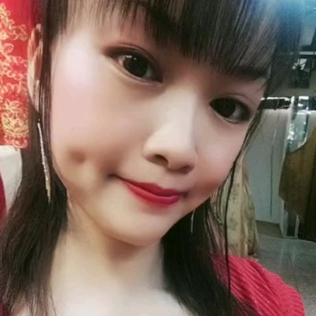 表妹酒窝 北流市服装店