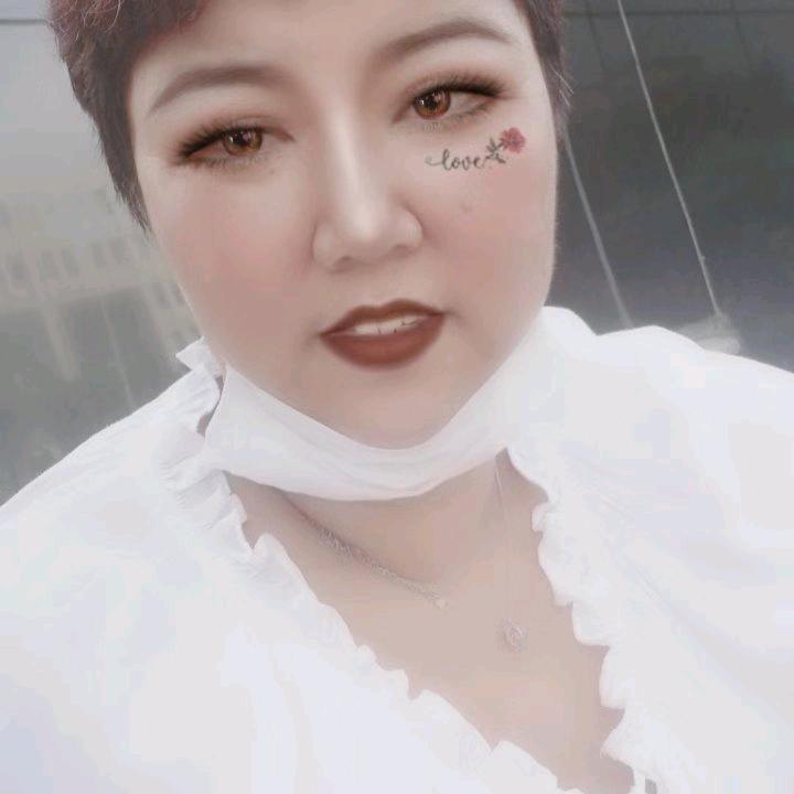 吕雪梅