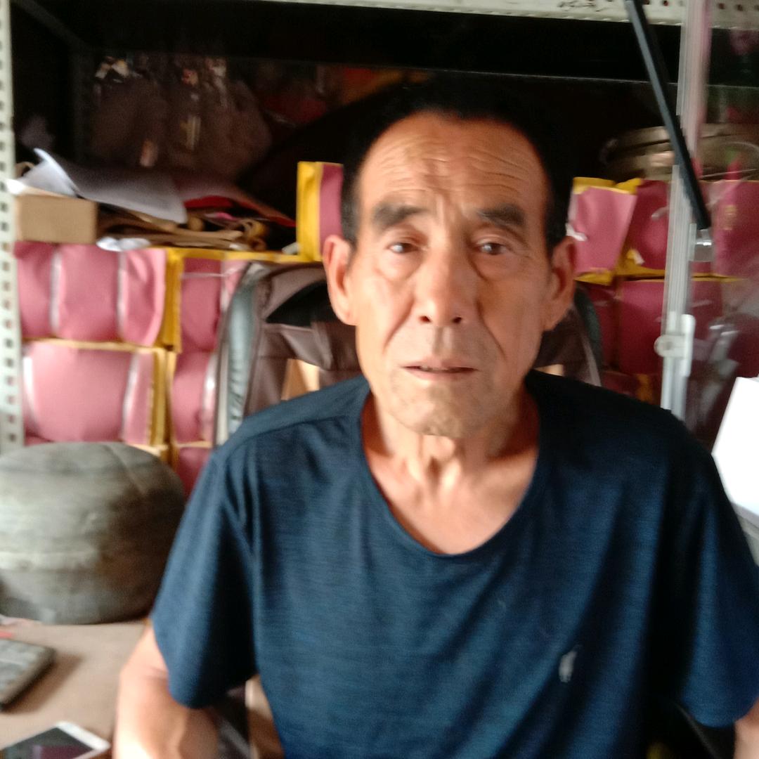 曾老七《专业唱孝歌电话主业》