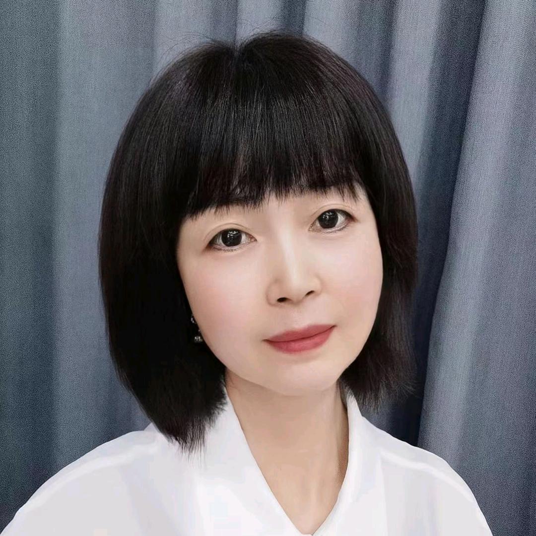 小红衣饰