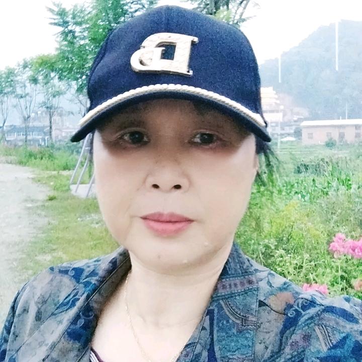唐心静
