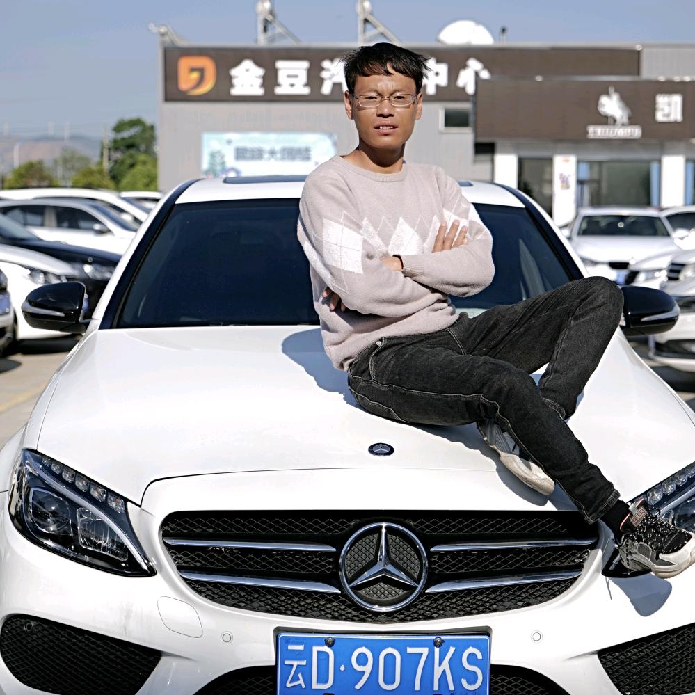 曲靖老表二手车