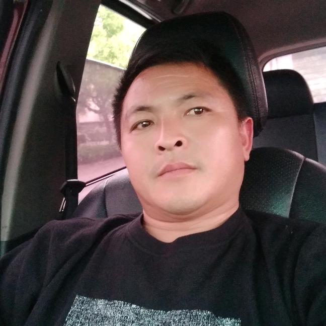 李华