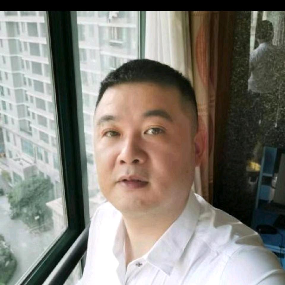 雷哥