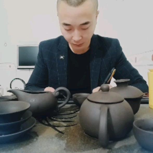 竭诚企业管理（杨小江）