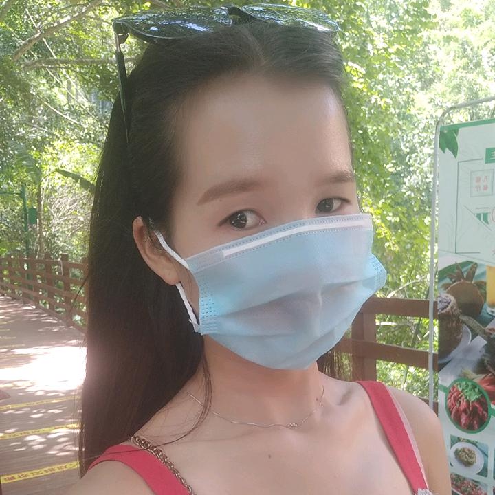 小李就是我呀