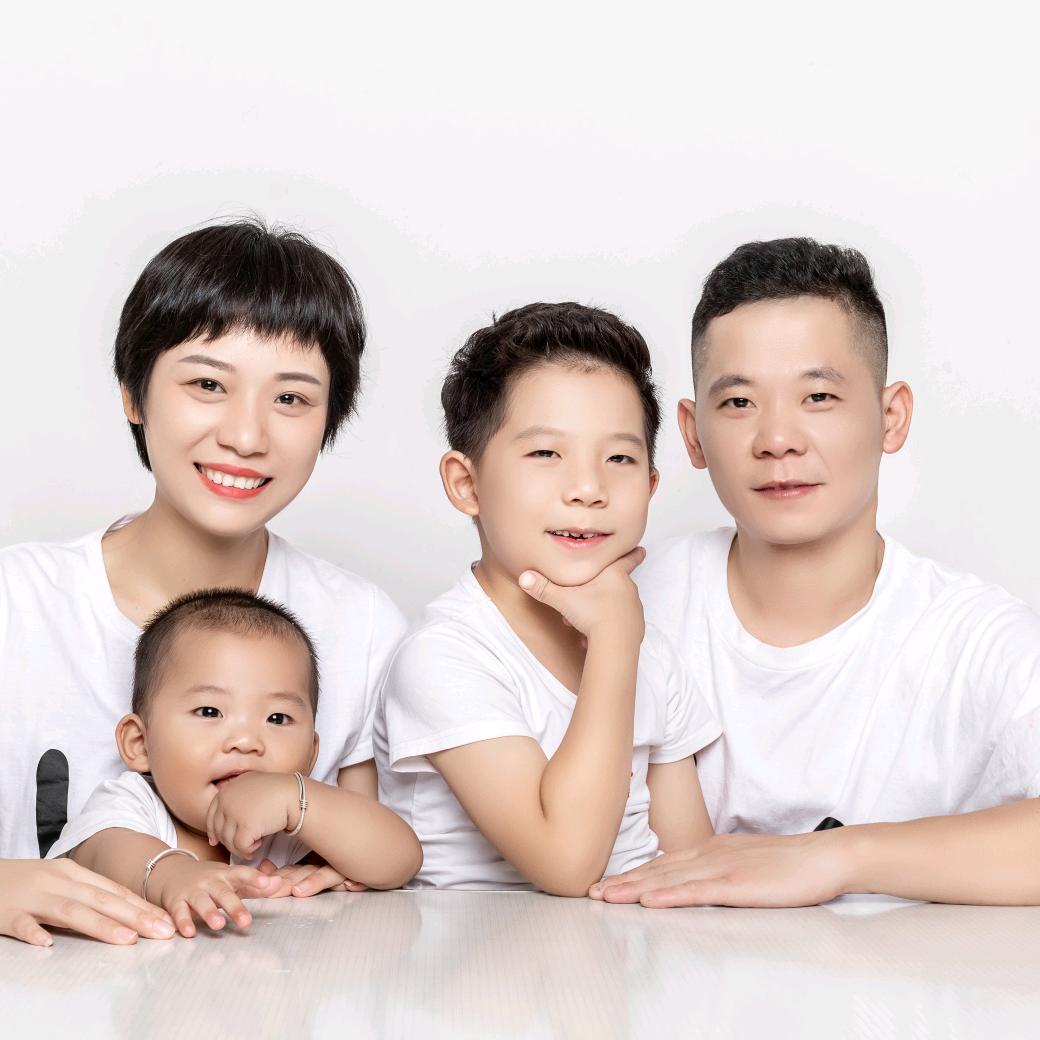 刘玲