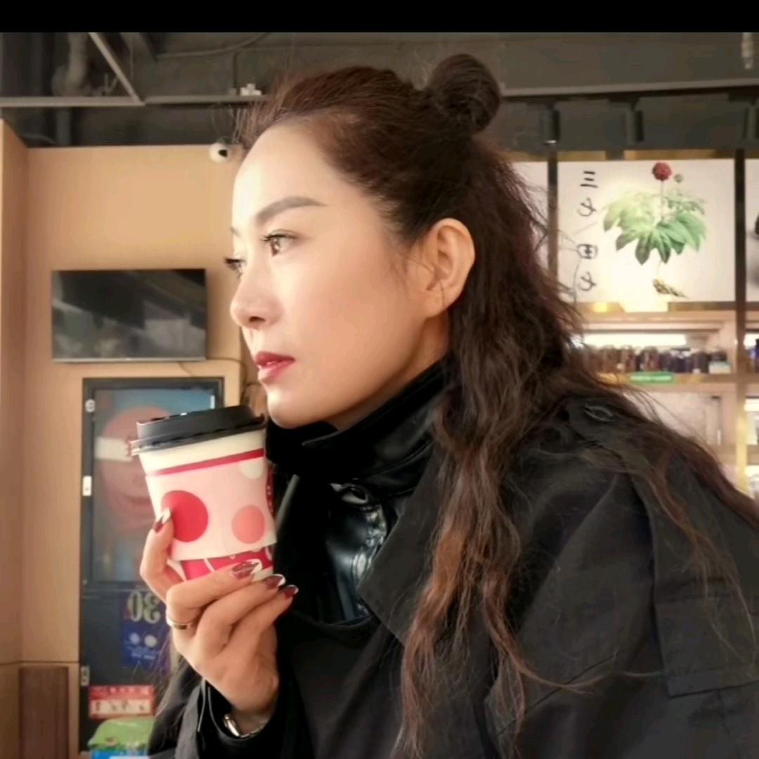小苹