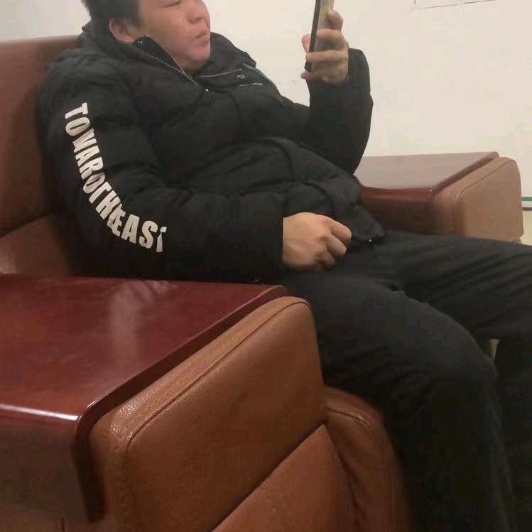 果园西瓜直销小黄