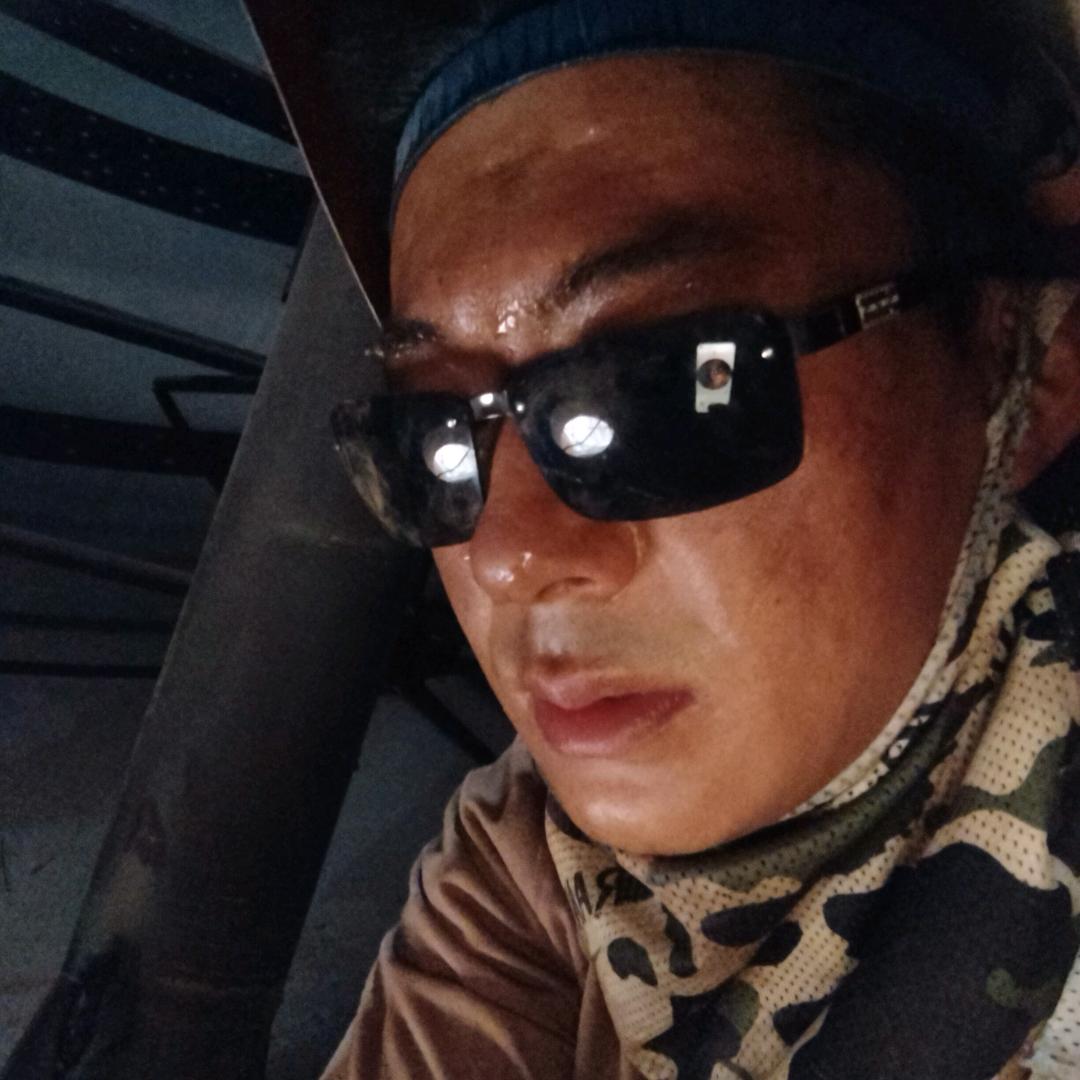 🤓黑小黑🤓