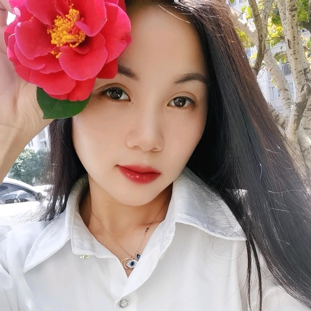 陳 小姐