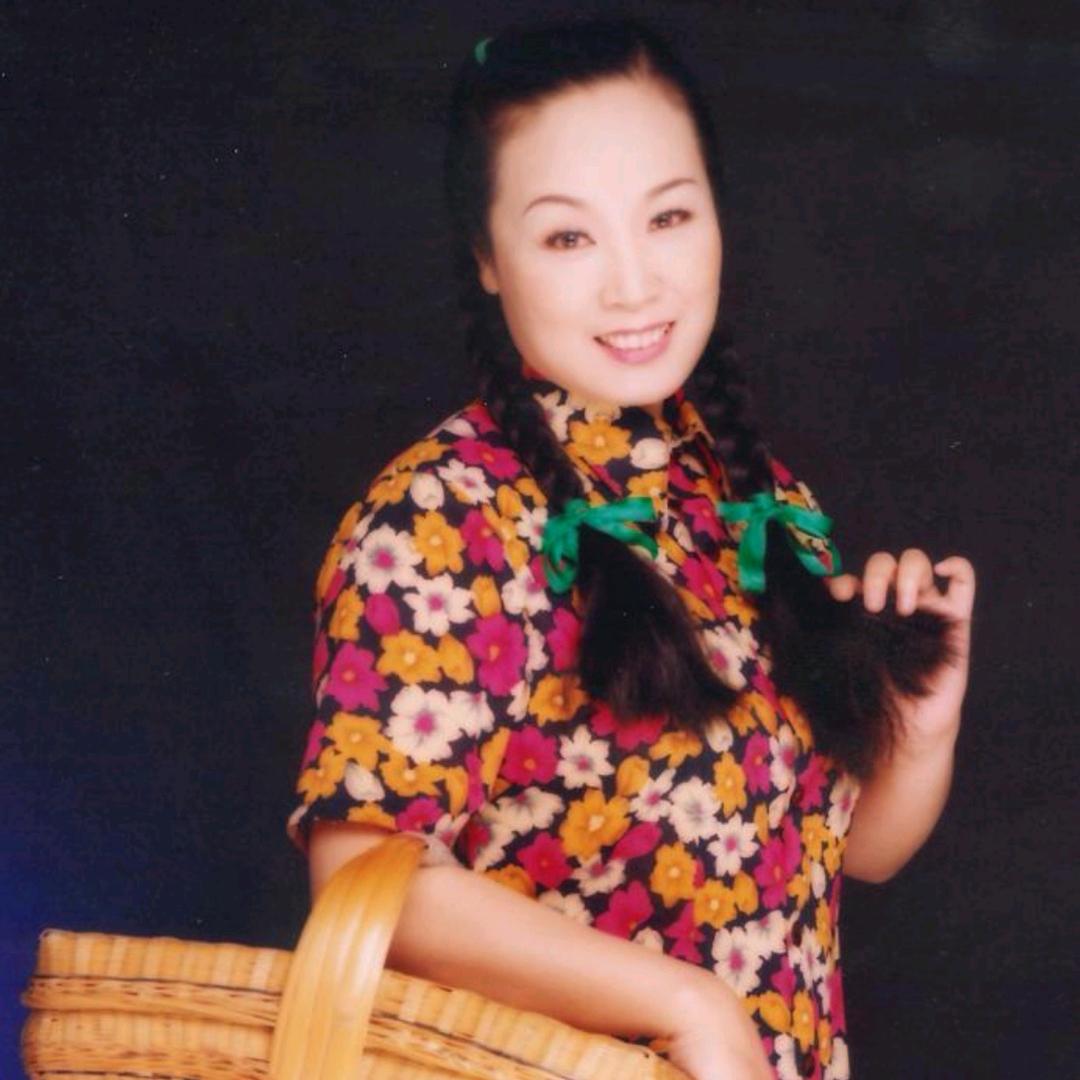 四川鸡蛋妹🎤周1.3.5晚8点20开播