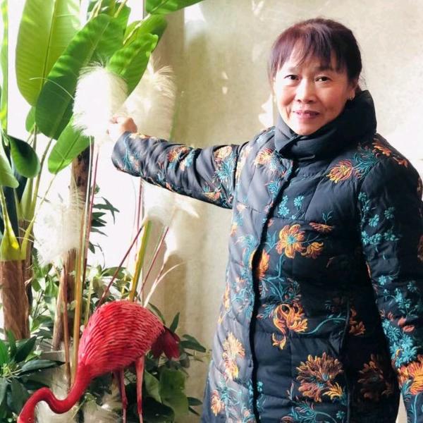 勤劳双手笑对人生