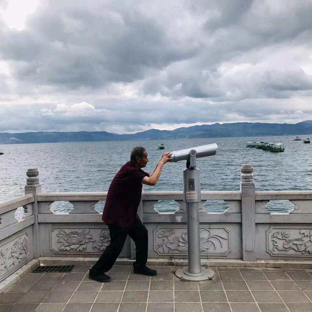 黄建国