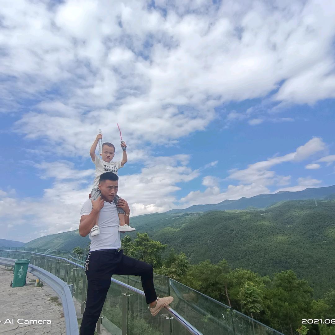 周周（农村自建房）