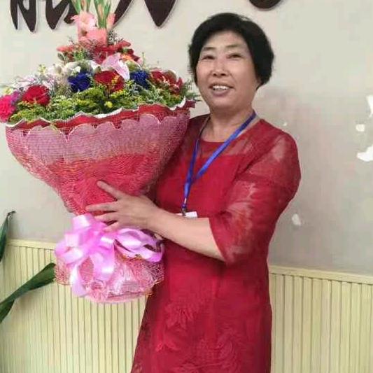 乔姐💰🎧(每晚8：10直播)💵