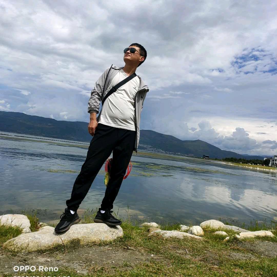 L'HG@小少年^O^渣渣飛