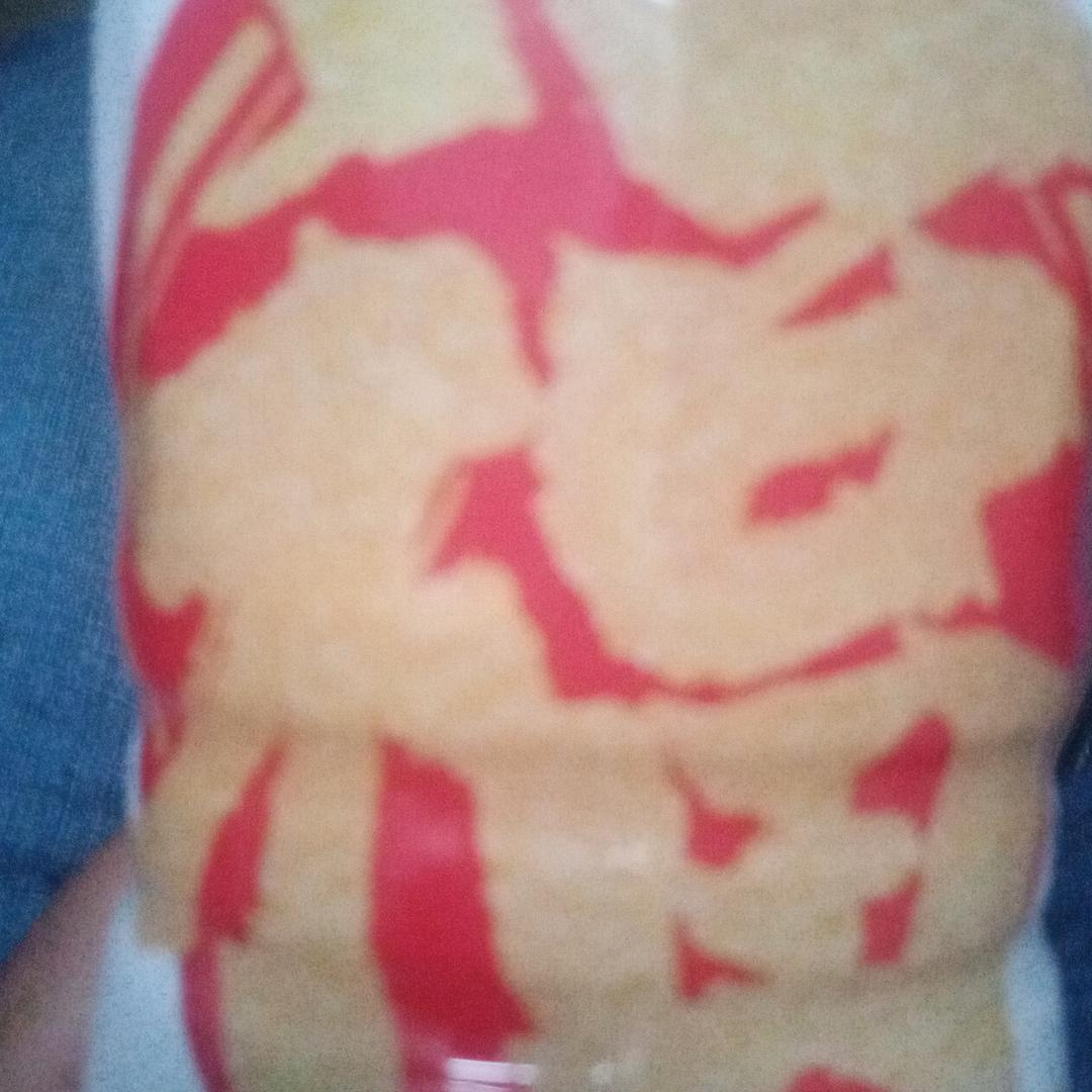 草莓冰淇淋