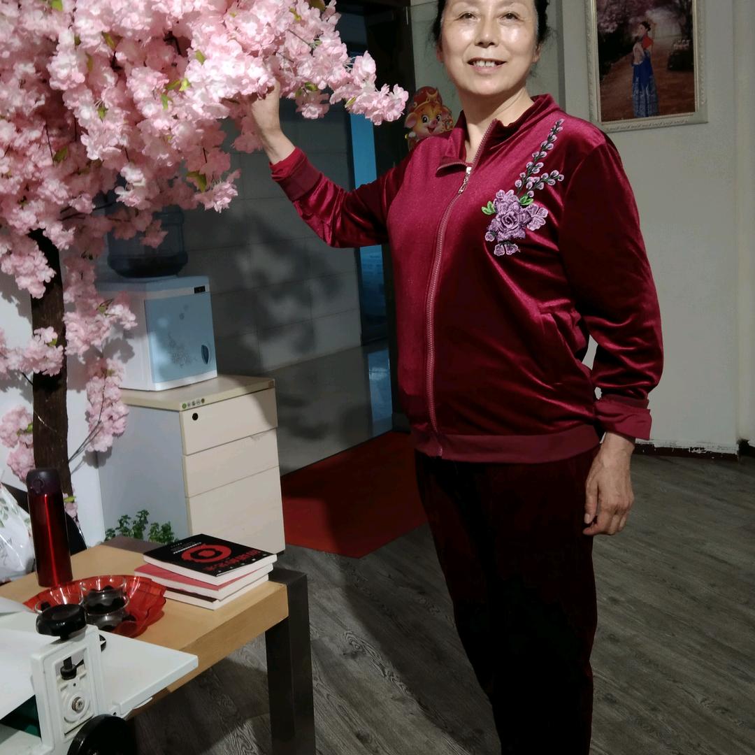 贾瑞霞