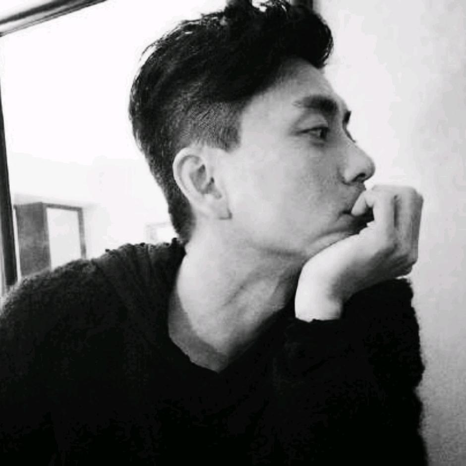 老靳