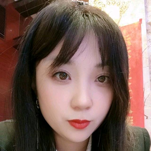 爱笑的姿姿
