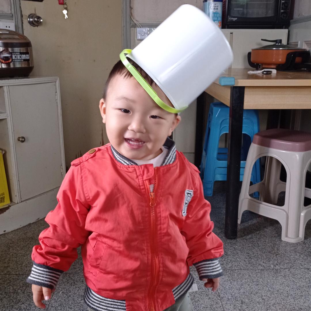 童童