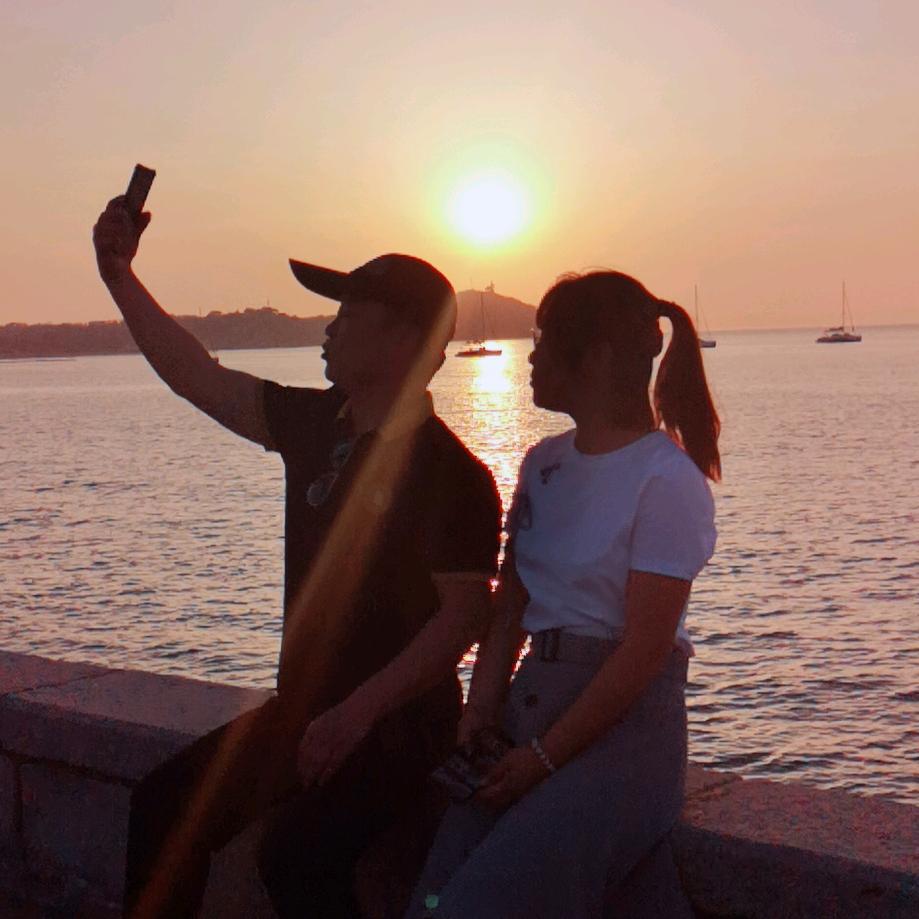 阿隆
