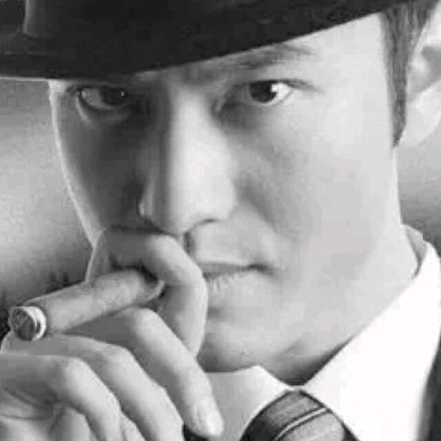 黄小明