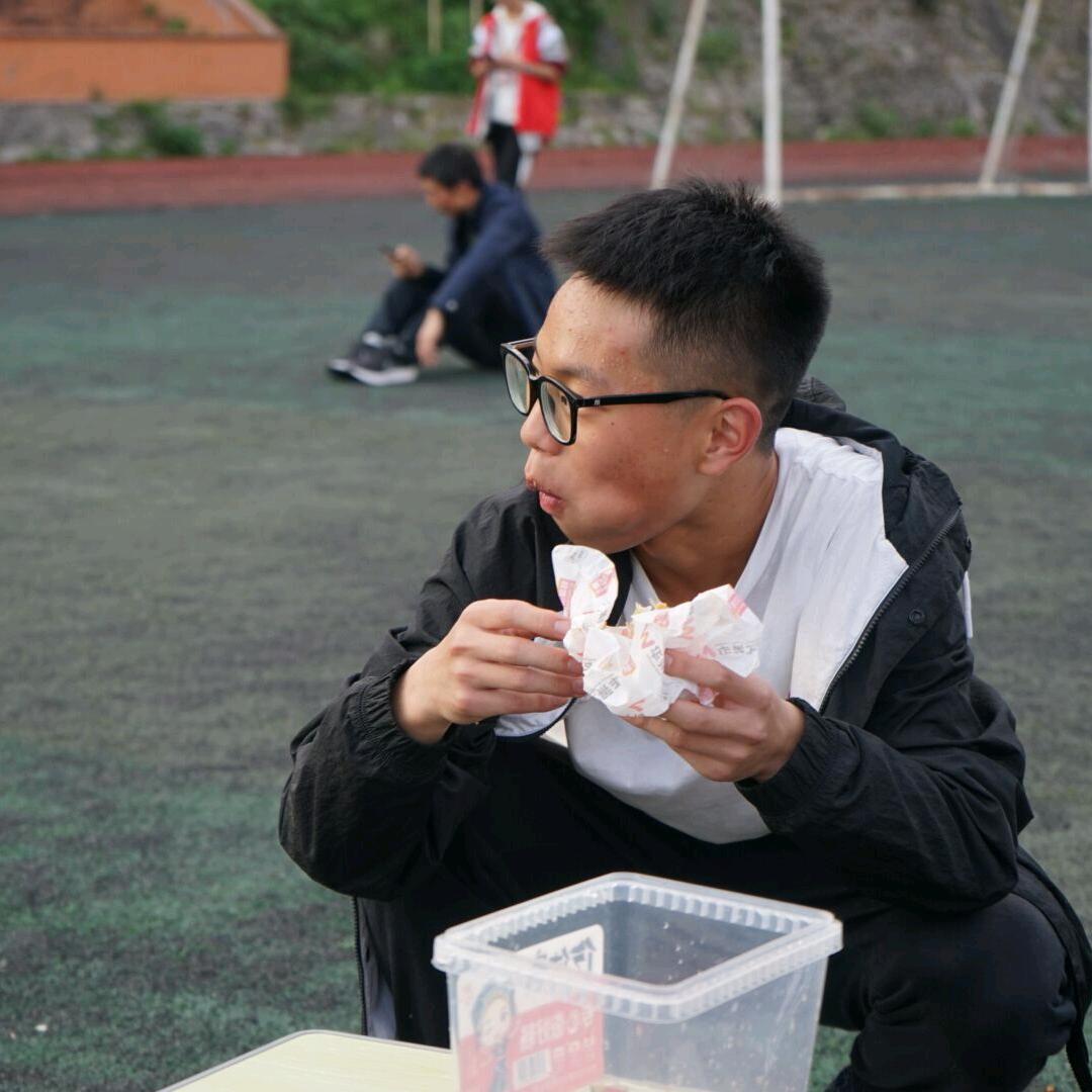 黄大大大帅哥（不看美女版）