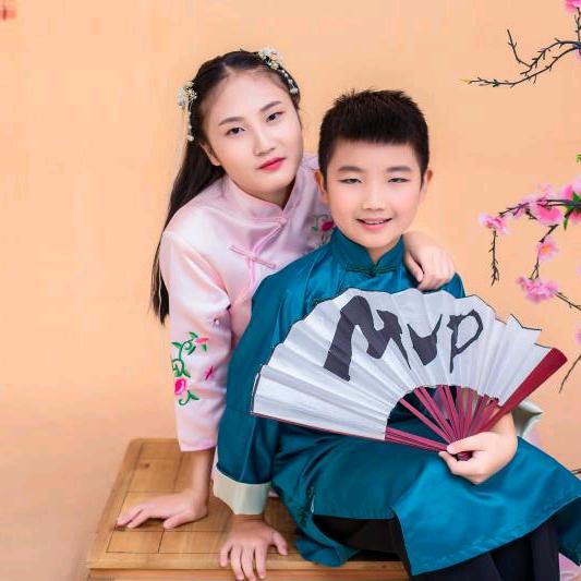 🐶🌹听说糖很甜(⊙ꇴ⊙)